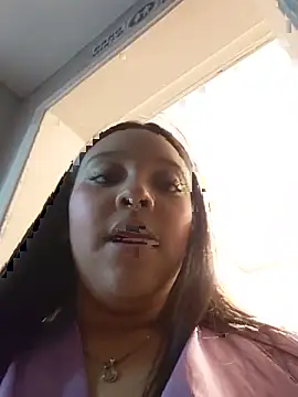 lia_harper_t