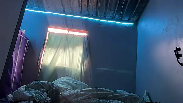 ThabieThabie webcam