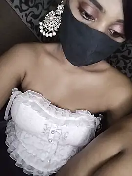 Eliza_hot_21