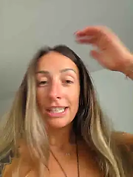 NicoleKaiser