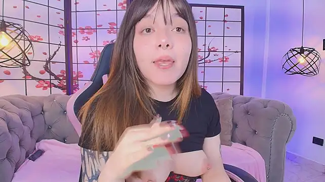 Fluffy_Bubble21 webcam