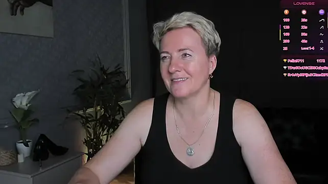 Nika_Smit webcam