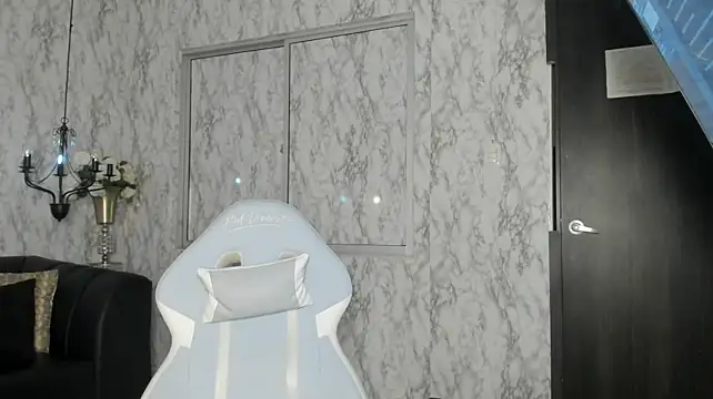 Slim_Petitee webcam