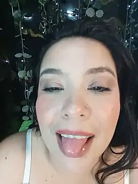 Urfavlatina webcam