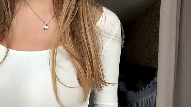 ShelbaMitsuda webcam