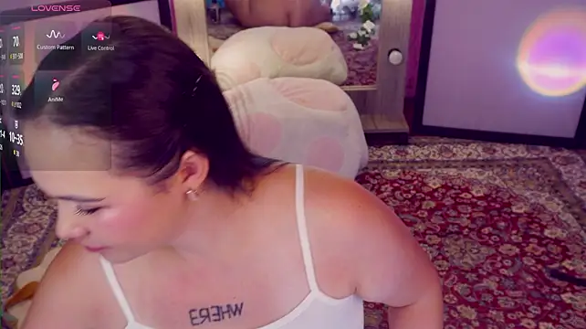 Chery_Lady22 webcam