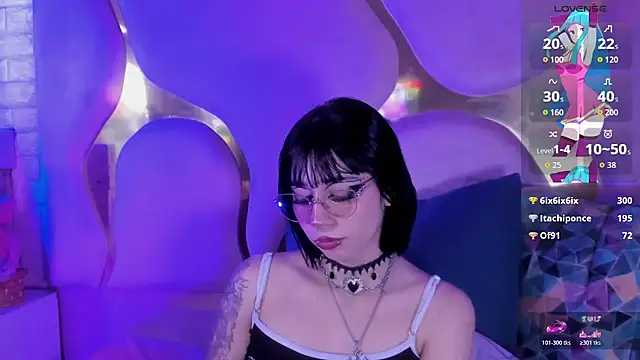 Niina_sssy live cam on StripChat