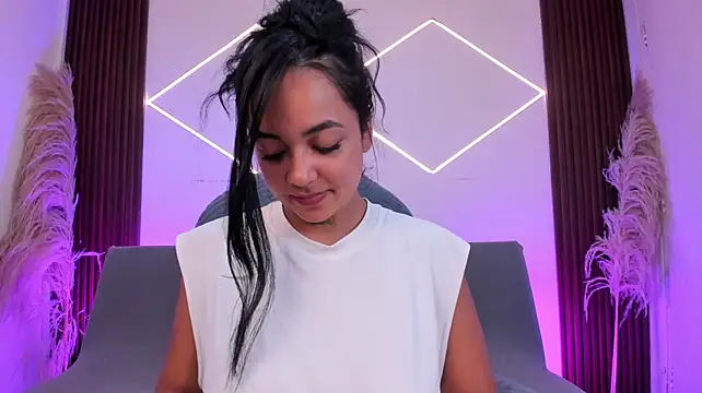 LucyFerrera_ webcam