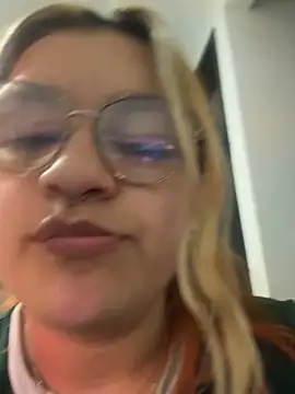Sophia_Weest99 🌱 free sex cam