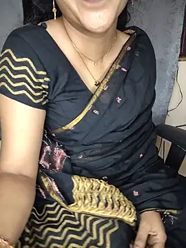 Cute-Smiely-Queen-Telugu live cam