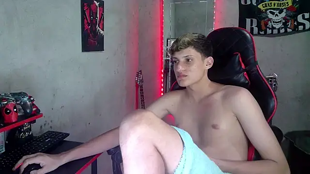 flaquito_junior (M twink) - suck a dick and masturbate