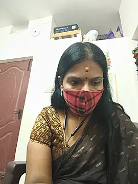 Tamil_Yalini12 live cam on StripChat