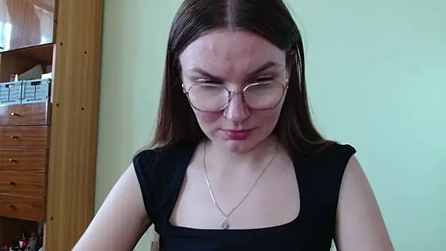LooveELLYx webcam