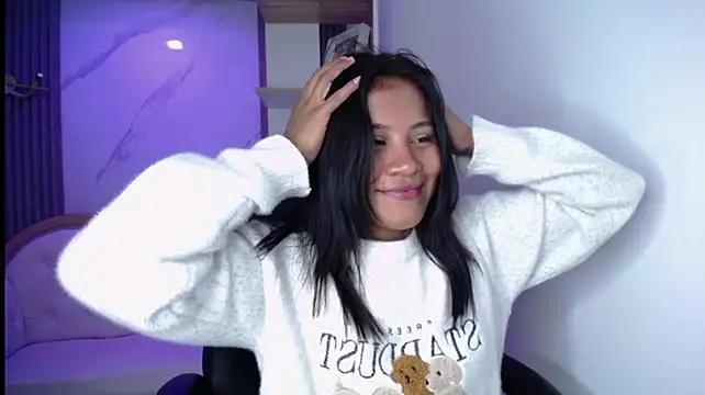 emiily_tk webcam