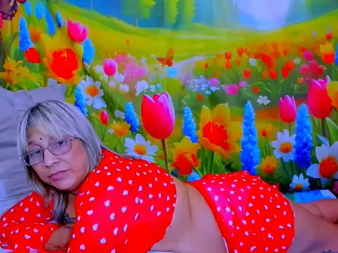 indianroxy webcam