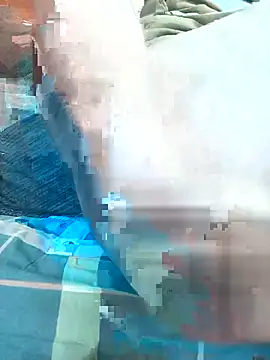 Mona8386 webcam