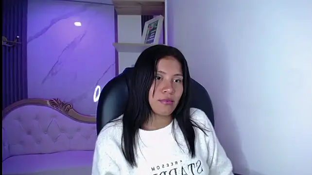 emiily_tk
