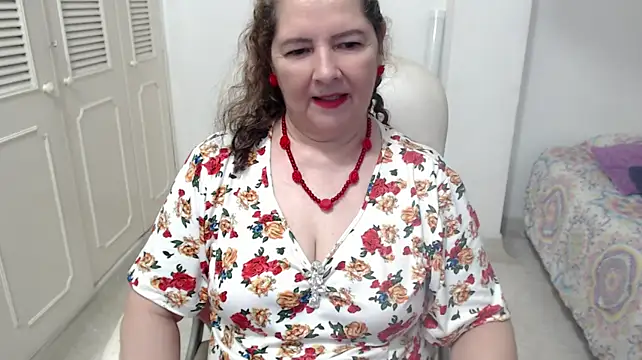 leonela_69 webcam