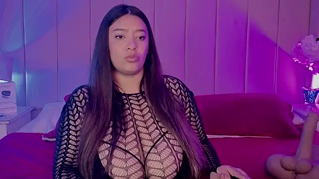 MollyBigBoobs12