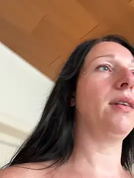 Viola_Beck live cam preview