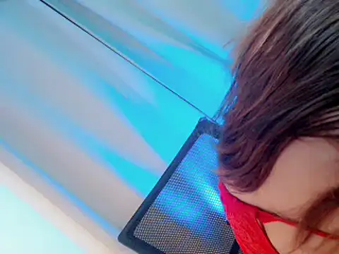 Rose_victoria18 live sex cam