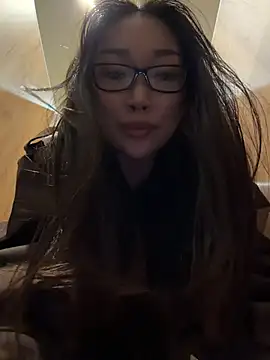 trytomakememoam webcam