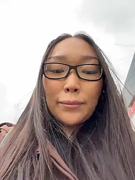trytomakememoam webcam