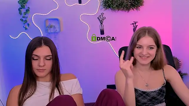lisa_dark_