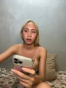 mariannedelaine live sex cam