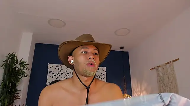B_Wild live cam on StripChat