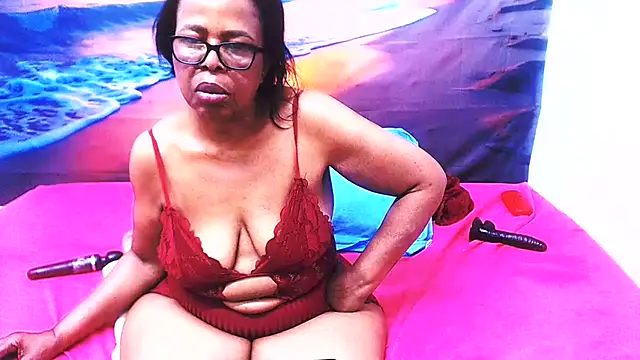 SEXY_MATURExx live cam on StripChat
