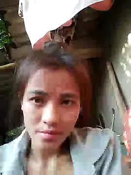 Lenabeo live cam on StripChat