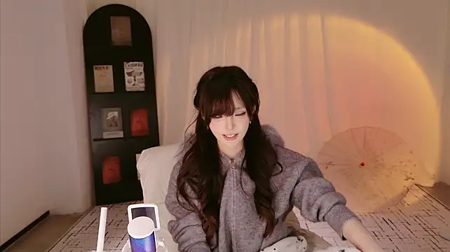 Akiko030 live cam on StripChat