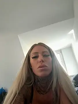 SpicyMelinaa