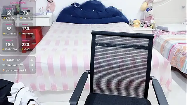miaomiao-99 webcam