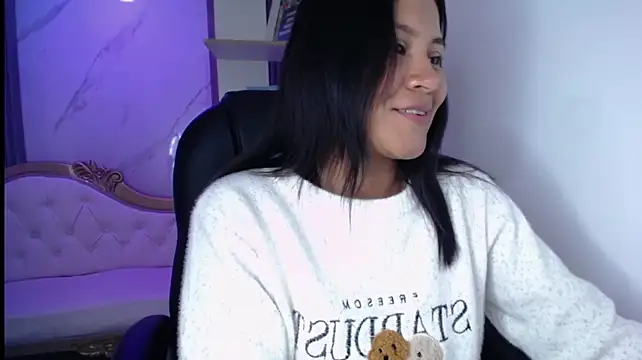 emiily_tk webcam