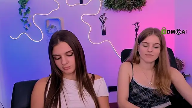 lisa_dark_