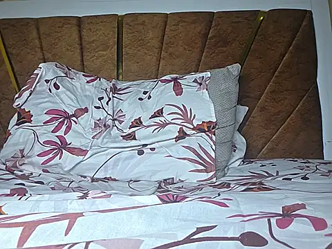 kisserhotter webcam