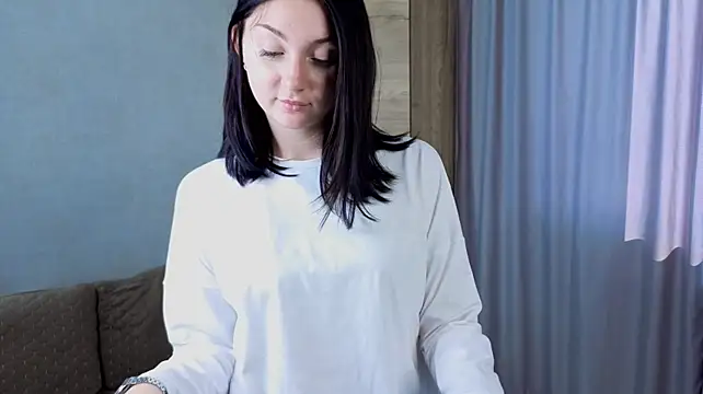 MaevynRaye webcam