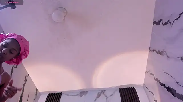averline_sterling webcam