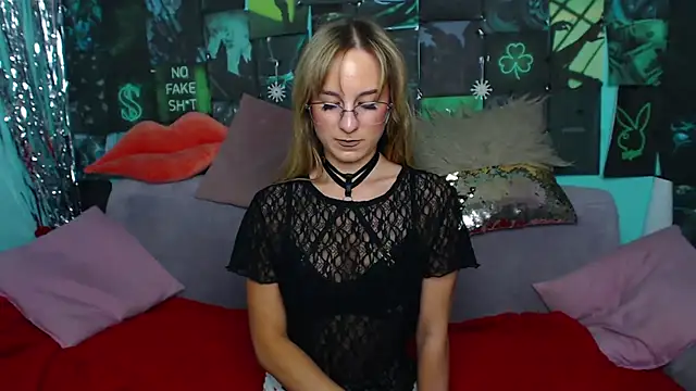 AlishaKellyi webcam