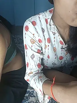 Ex_ppriya webcam