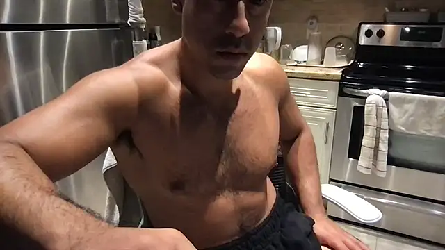 BigGuyMuscle live cam on StripChat