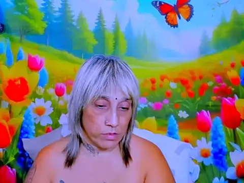 indianroxy webcam