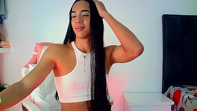carmen14 live cam on StripChat