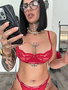 LexiCoco Live Webcam on Stripchat