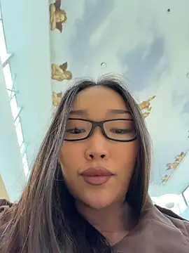 trytomakememoam webcam