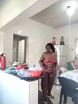QueenLorena25