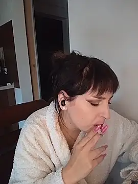 EmmaKrosss webcam