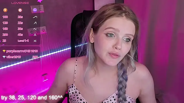 Alisa_Allison live cam on StripChat